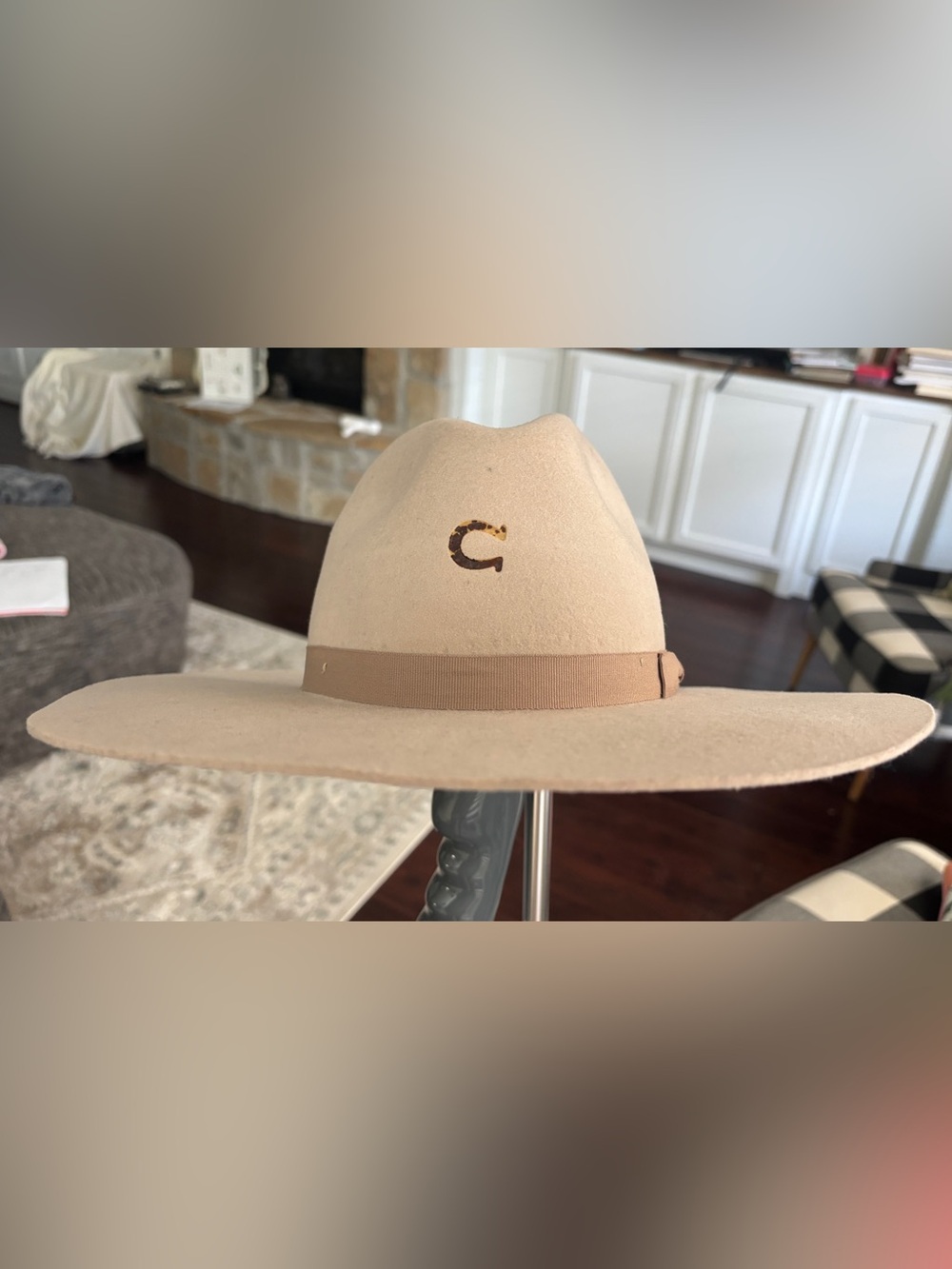Beige Charlie hat